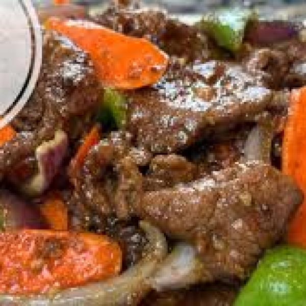 Fillet Beef in Satay Sauce (1,2,4,5,14)