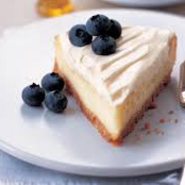 Lux Lemon Fudge Cake 400g