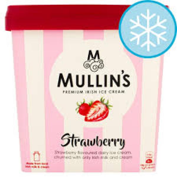 Mullins Strawberry 900ml